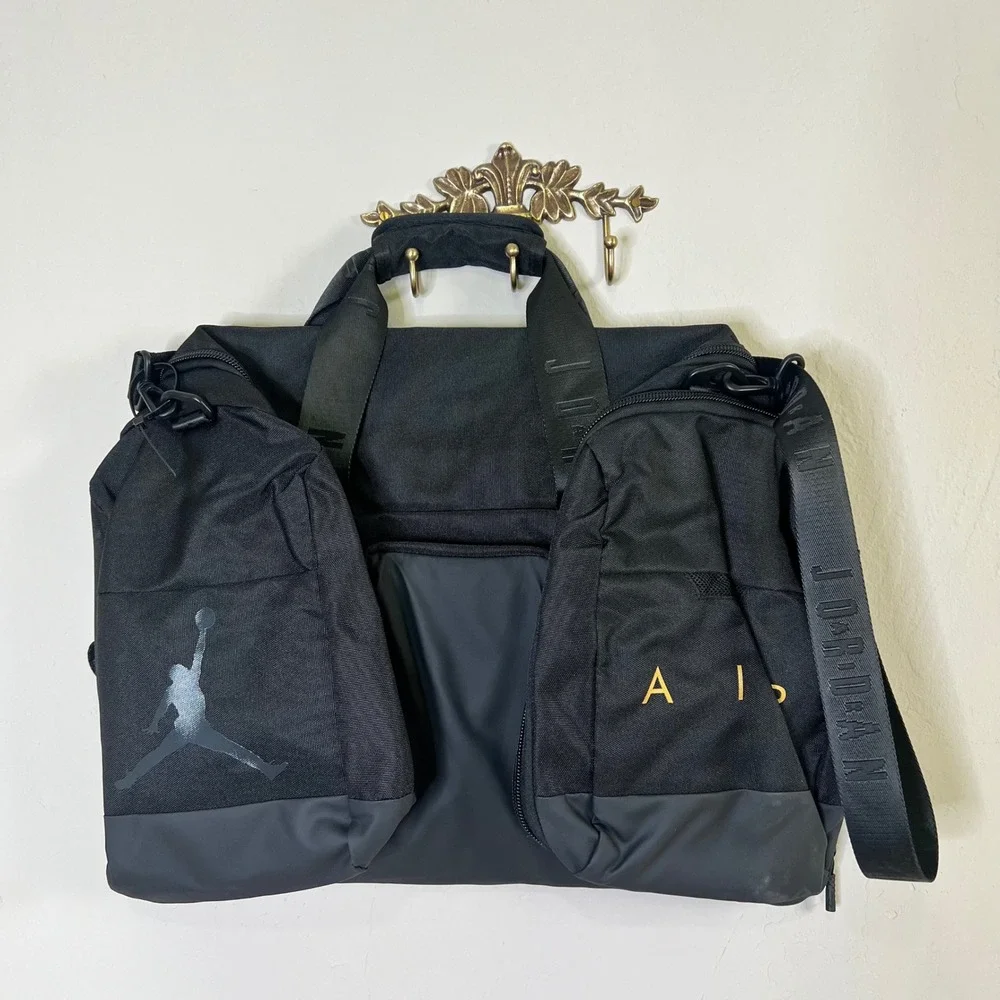 Jordan Duffle Bag Shoe Garage Medium Black Gold Velocity Jumpman New MM0920-K5X